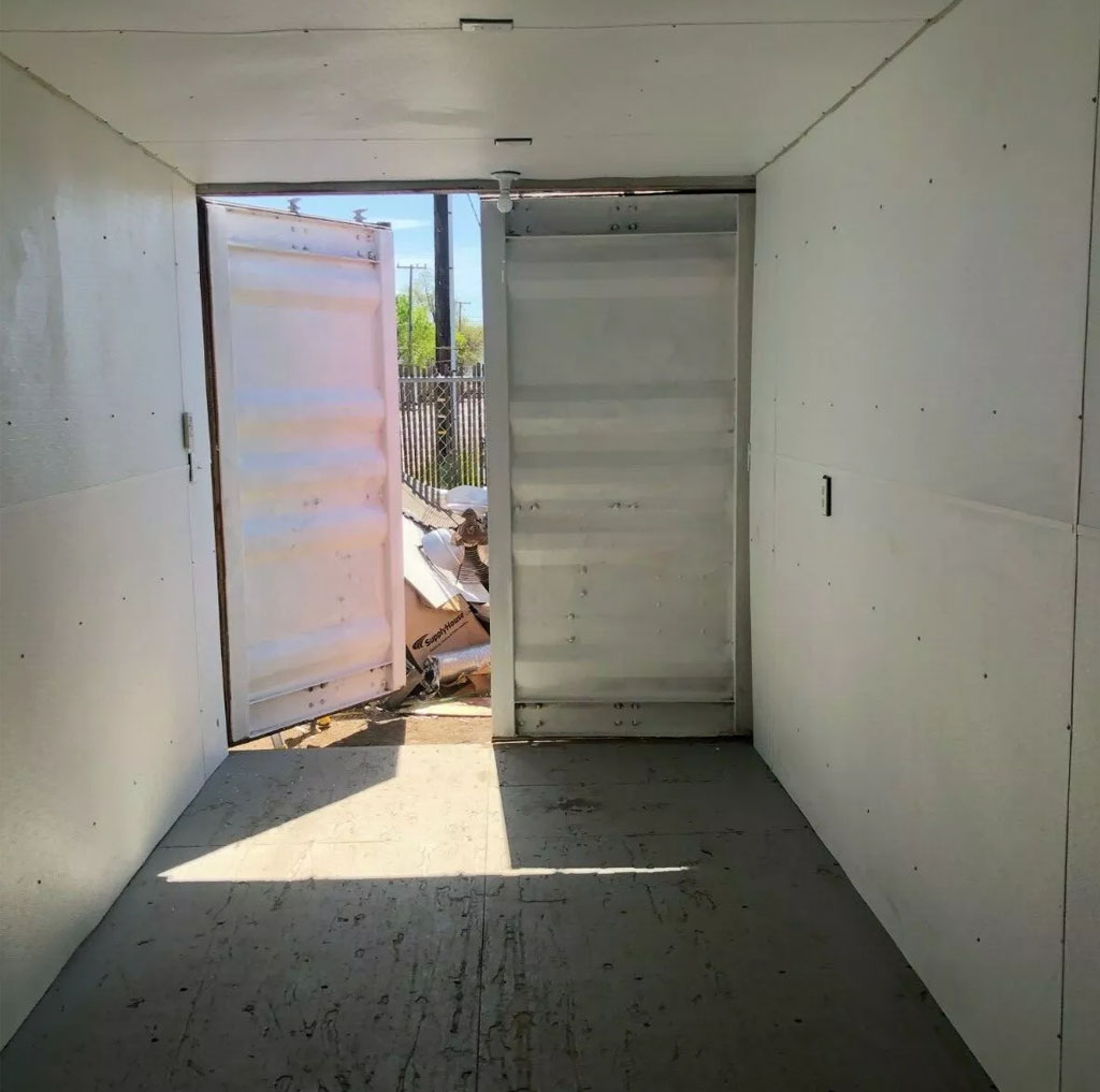 20ft Controlled Environment Greenhouse – Insulated Container Grow System - Image 3