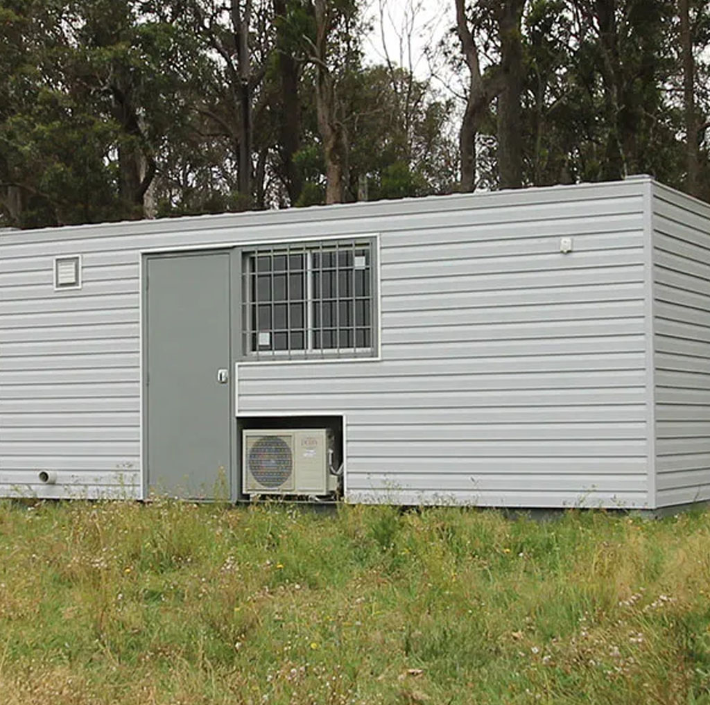 20ft Portable Housing Container – Insulated Accommodation Unit - Image 4